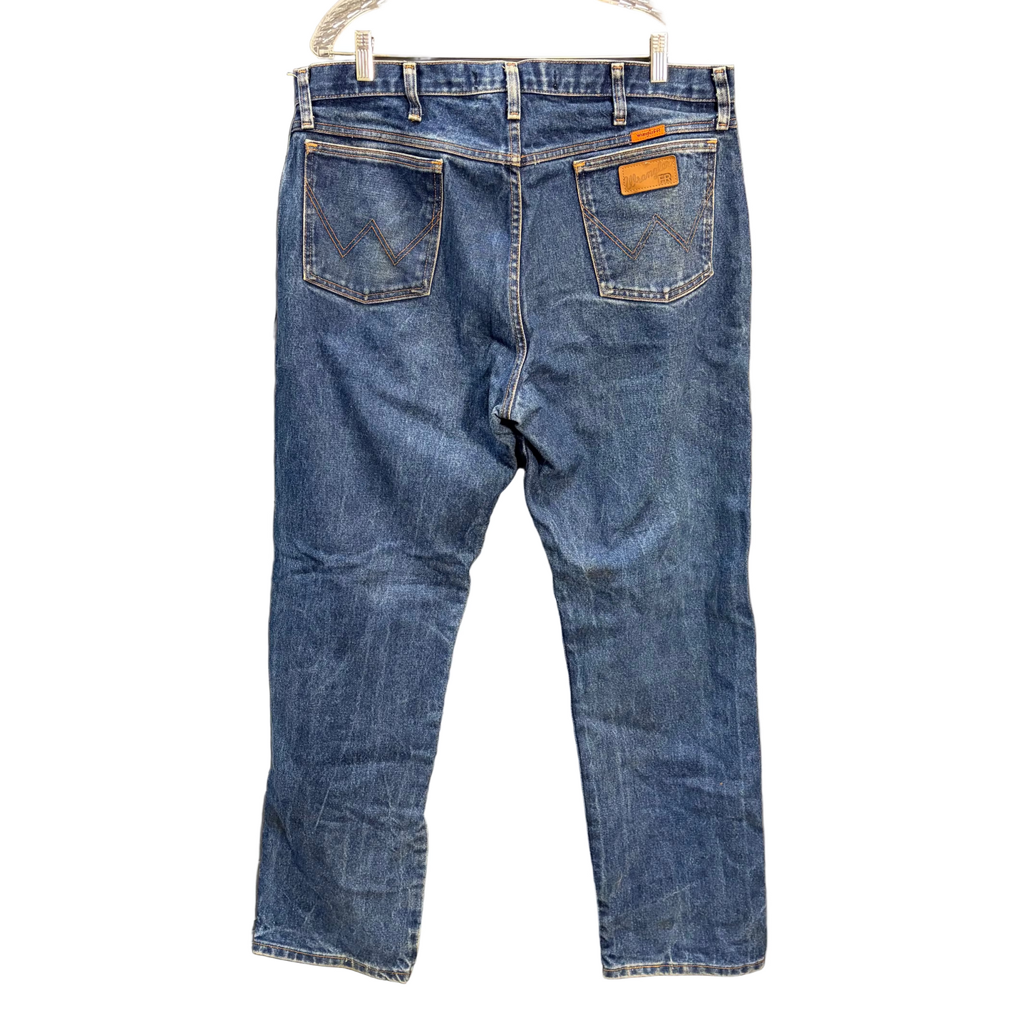 38W-34L (PA117)